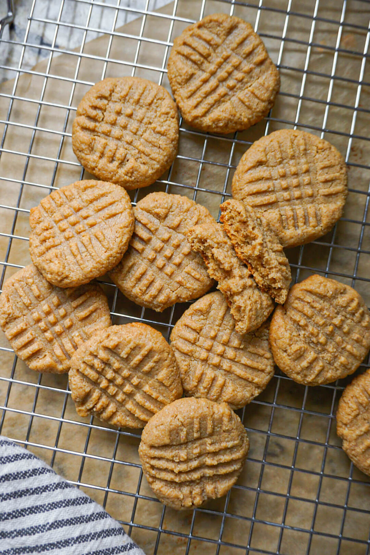 3 Ingredient Peanut Butter Cookies 3 Ingredient Peanut Butter Cookies