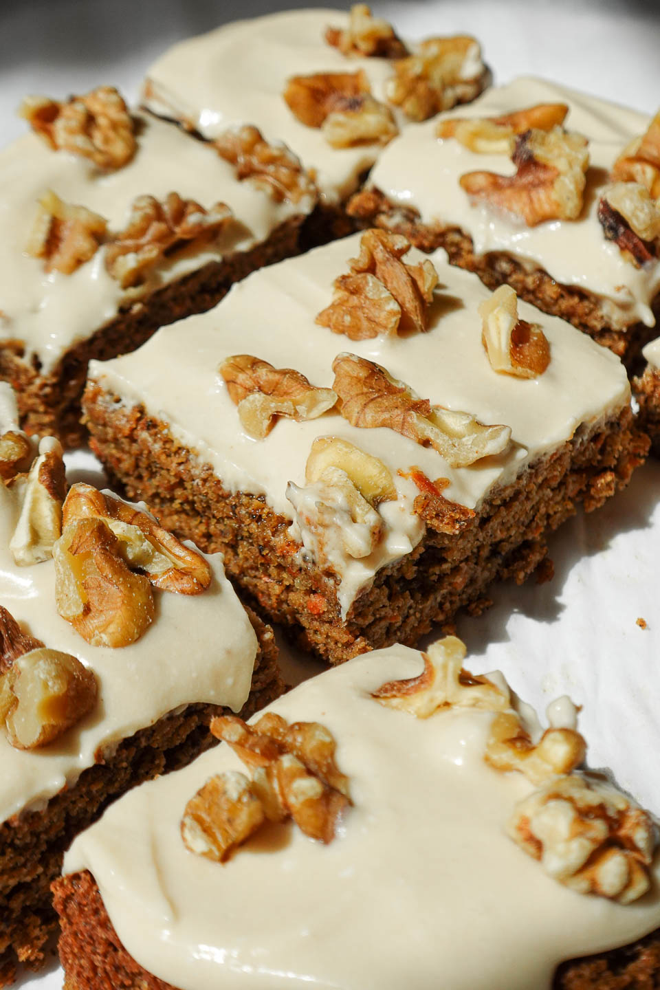 Healthy Carrot Cake with Cashew Frosting (gluten free, vegan, refined sugar  free), image size:960x1440