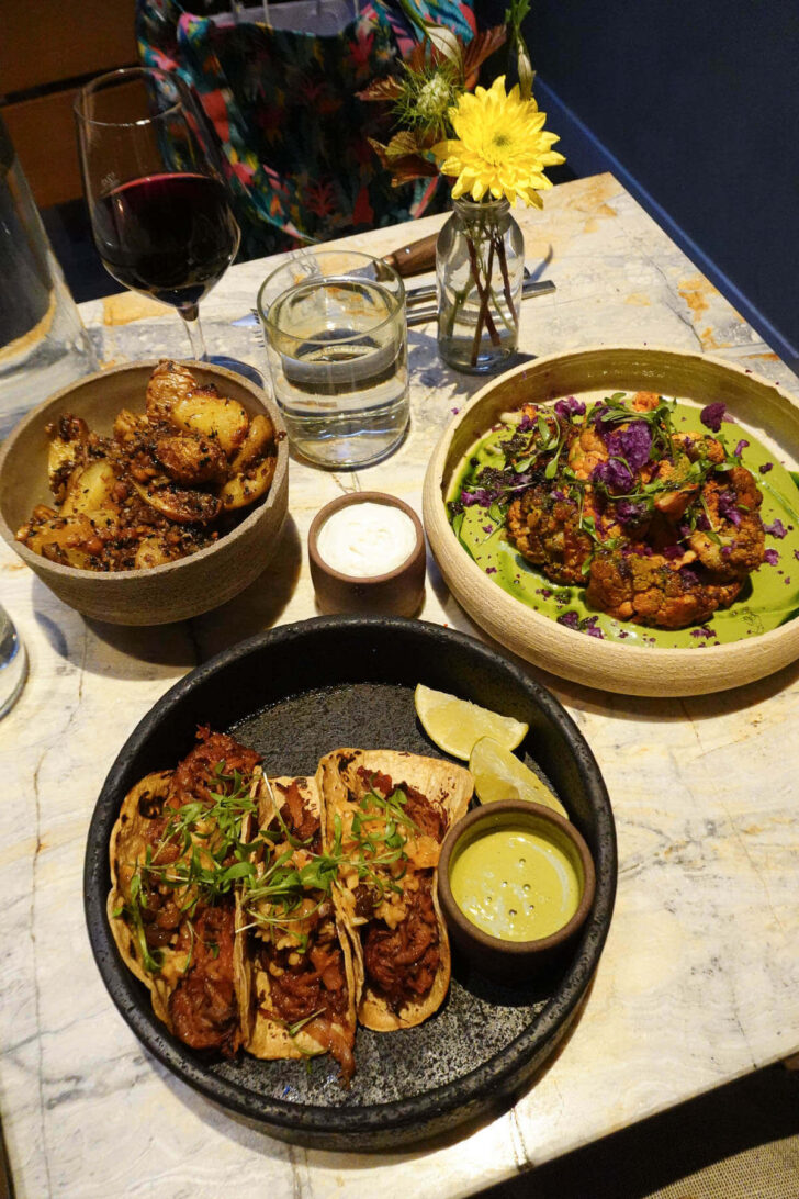 Vegan dinner at Mesa de Hoy in Paris.